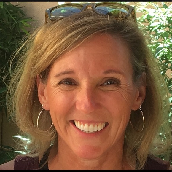 Meet your Posher, Paula - Picture 1 of 1